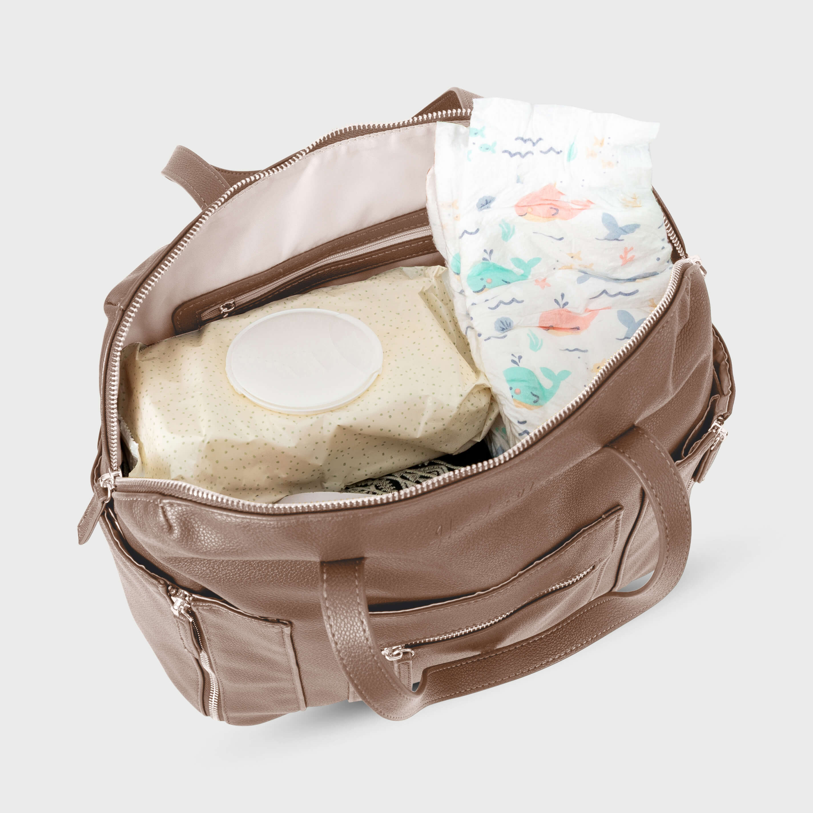 What to Pack in a Diaper Bag: The Complete Checklist for New Moms