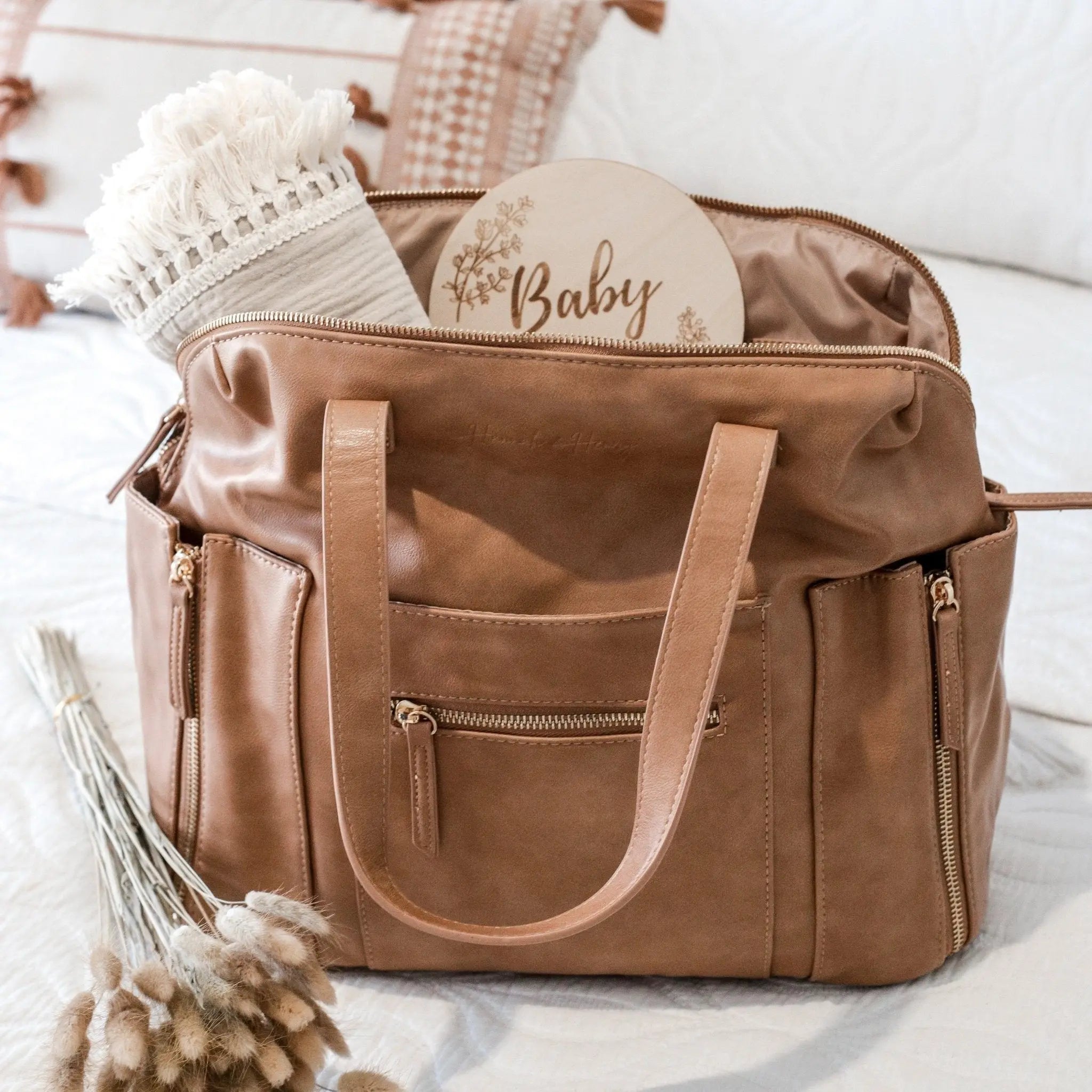 What to Pack in Your Hospital Bag - the Ultimate Checklist