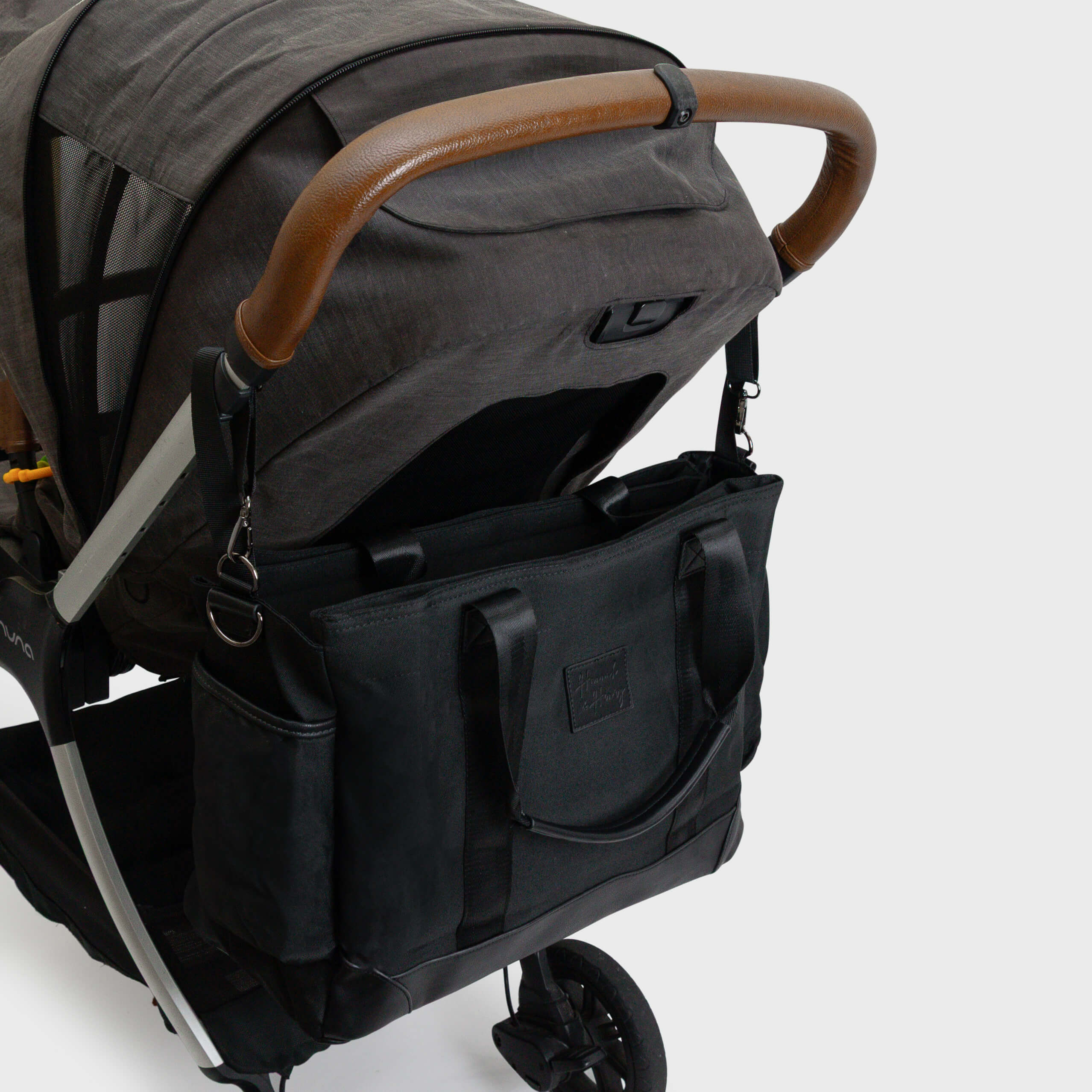 CHARLIE DIAPER TOTE BLACK - Hannah and Henry USA