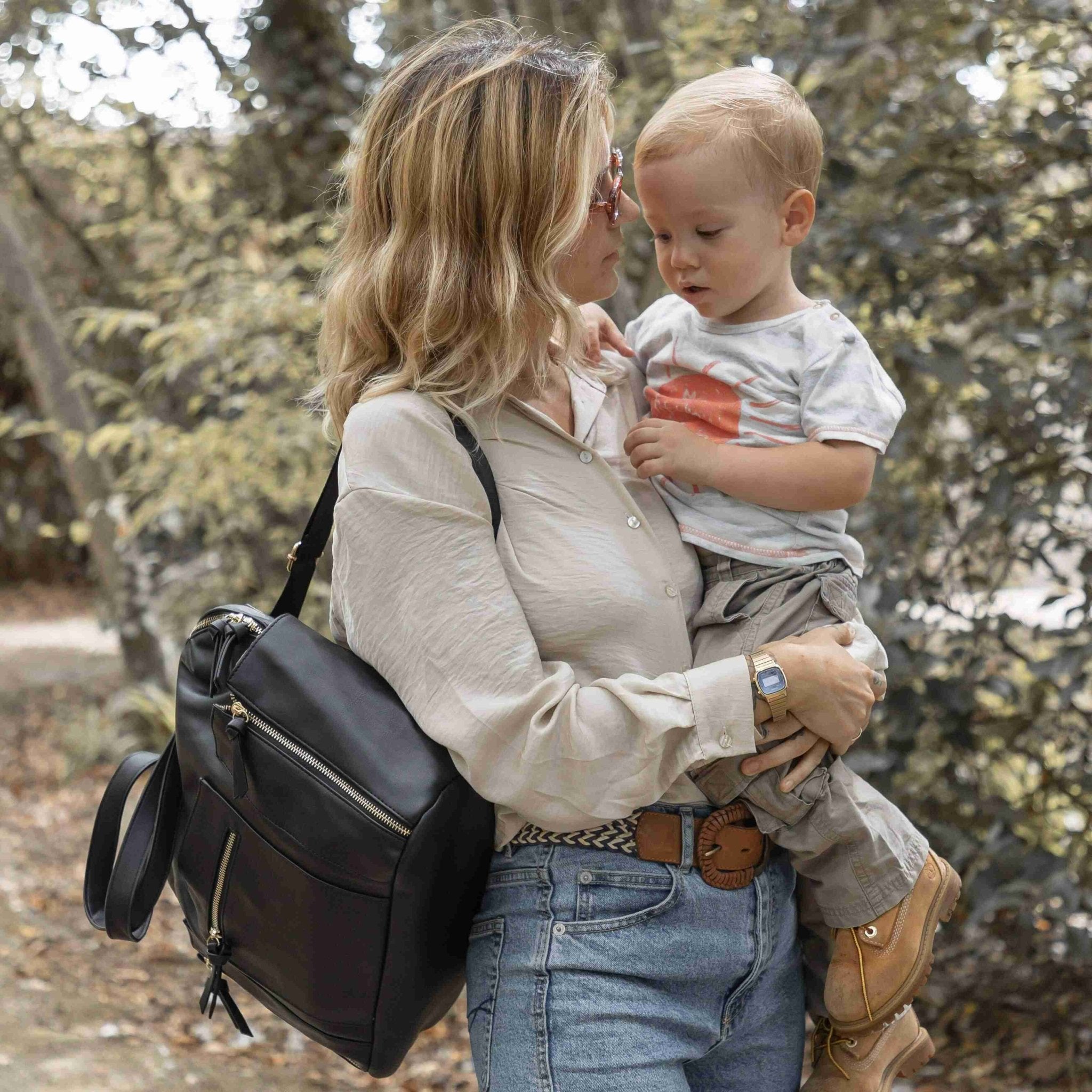 Chelsea Convertible | Black - Diaper Bag by Hannah and Henry USA